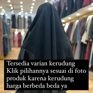 Segiempat Sifon BERBAGAI MACAM MOTIF DAN  Manik Mata Cantik Muslim Square Jilbab Kerudung Instan Hitam