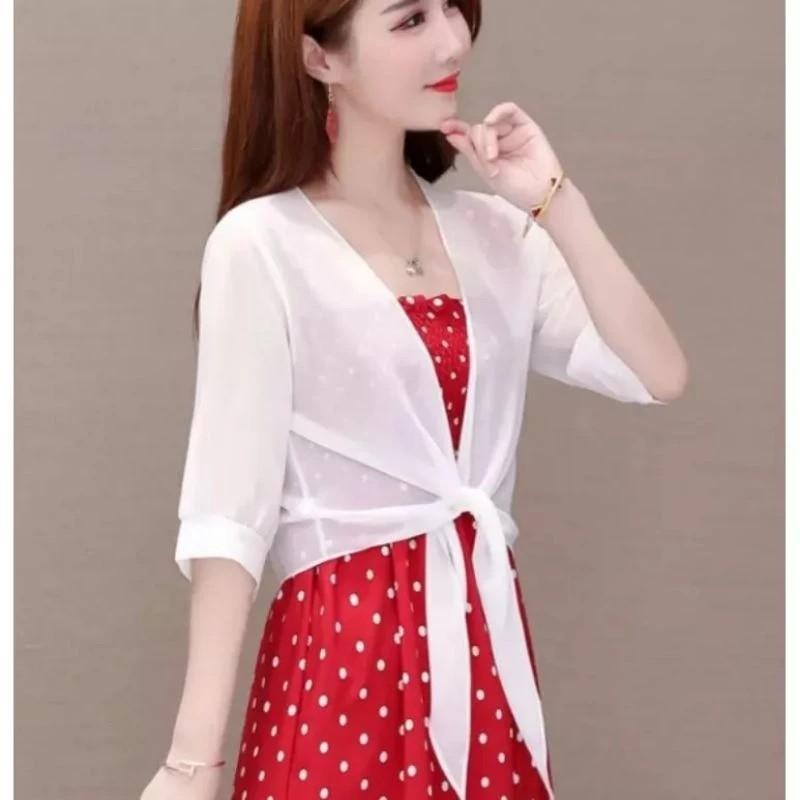 Product Introduction of Outer wanita trendy blazer casual jaket ringan fashion vintage kimono polos elegan oversized pormal 3