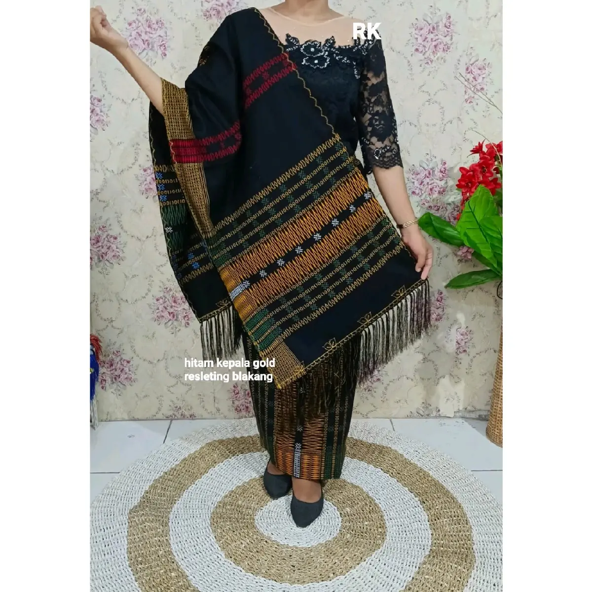 Rok selendang katun motif PUCCA