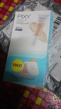 Product Review of PIXY Liquid Foundation Free Refill Bedak from m**1 0