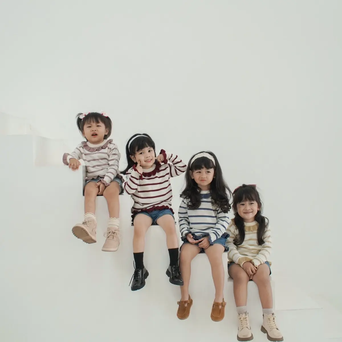 Sabrina Crewneck Curly Stripe/ Crewneck Anak gamis rajut anak import
