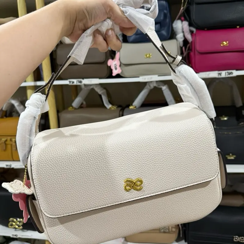 Treasure Regular T26 with back pocket 3 straps