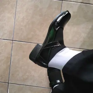SEPATU PANTOFEL WANITA PASKIBRA HITAM KILAP Glossy HAK 3 Cm Sepatu Sekolah