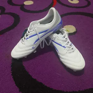 Givru Sepatu Bola Konan Original Model Terbaru Boots Kulit Sintetis Anti Slip Kenyamanan Tinggi Made in Indonesia