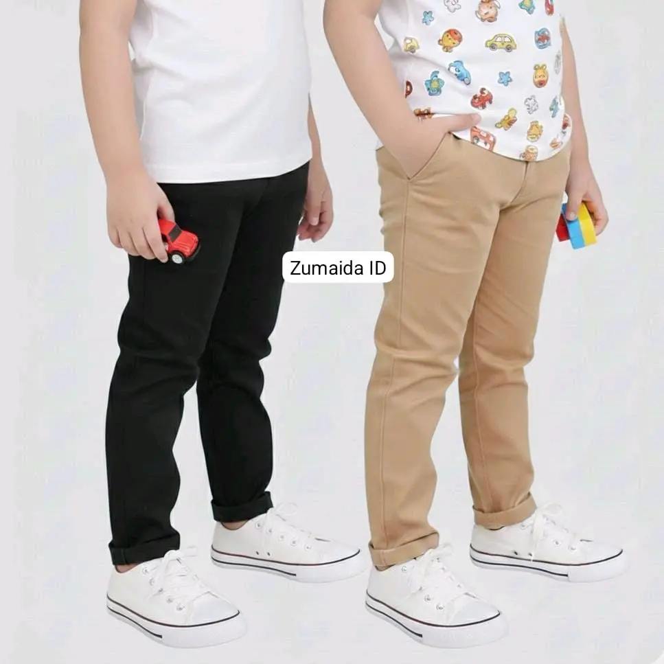 2 CELANA (ABU & HITAM