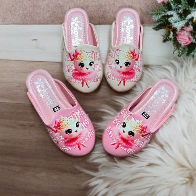 Siêu ưu đãi cuối năm Dép sục búp bê siêu mềm ,siêu nhẹ cho bé gái hoạt hình Cappuccina dễ thương size từ 22 đến 34-nhích 1 size thoải mái mũi chân bé.