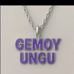 Kalung GEMOY Ungu dengan Desain Unik dan Tampilan Menawan