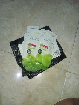 Product Review of 【FAJAZZ+Masker rambut gratis】150ML/5PCS  Pengoperasian sederhana, penyimpanan mudah, pewarna rambut beraroma, pewarna rambut jenis gelembung. from 𝒦**𝑔 𝒩**𝒶 0