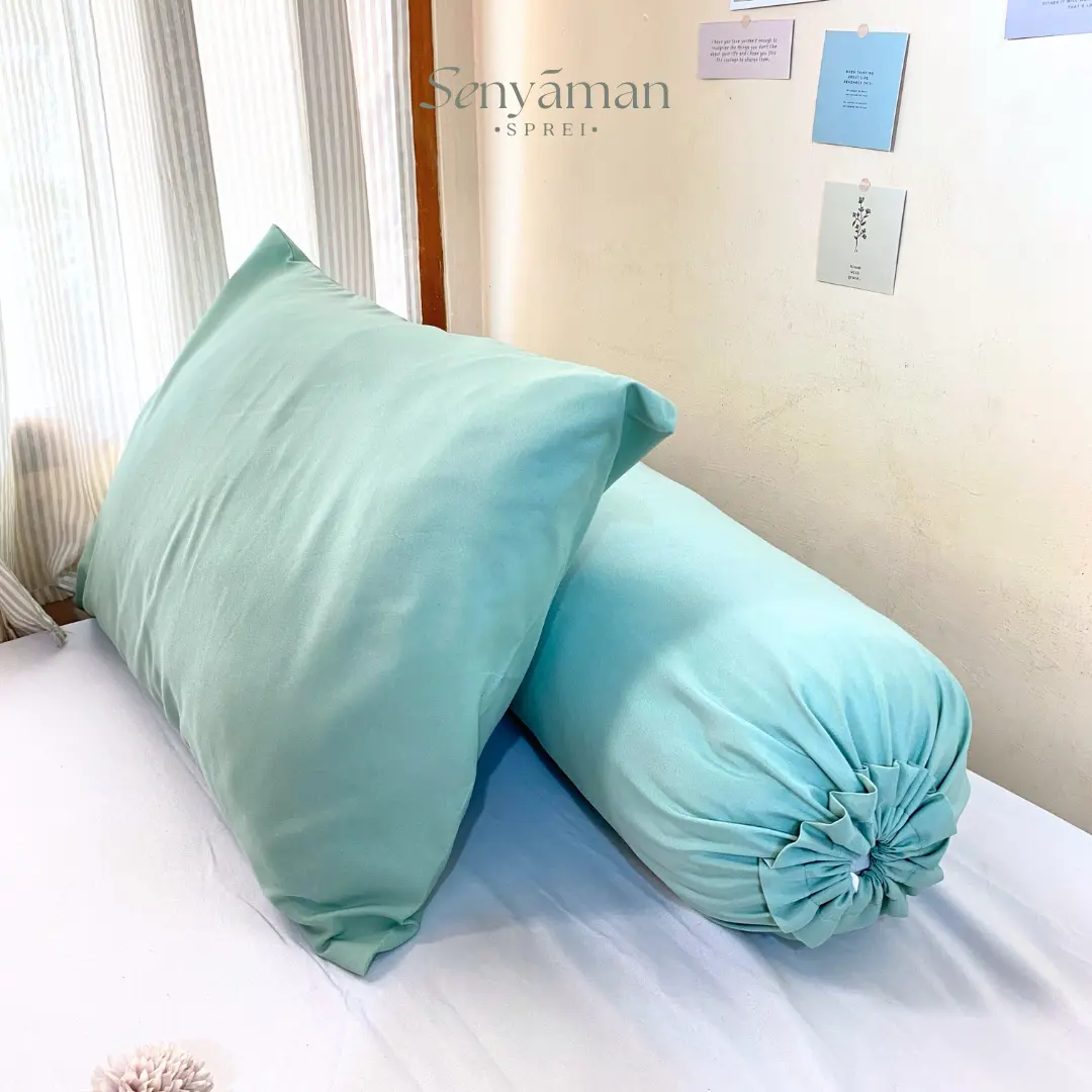 Senyaman Sprei- Sarung Bantal Guling Tidur Polos Kingkoil Collection (Bahan Microtex)