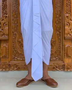 Kamen putih polos kancut jadi