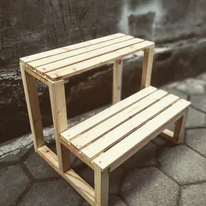 rak tanaman/ rak kayu pinus/rak tangga 2 level