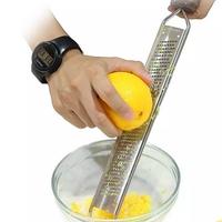 Gambar Chefmade Parutan Lemon / Garlic Grater / Extra Fine Grater- WK9152 dari Trinity Kitchen Kota Administrasi Jakarta Barat 4 Tokopedia