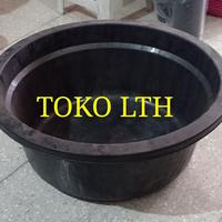 Gambar BASKOM BAK KARET ANTI PECAH BULAT 70 CM / JOLANG HITAM BESAR / EMBER dari TOKO LTH_NEW Kota Bandung 2 Tokopedia