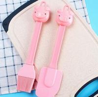 Gambar Set 2 in 1 spatula medium dan kuas silikon piglet pink dari Cherries Bakeware Jakarta Barat 1 Tokopedia