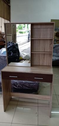 Gambar Meja Rias dandan make up minimalis cermin sliding putih BANDUNG dari Venus Furniture Bandung Kota Bandung 3 Tokopedia