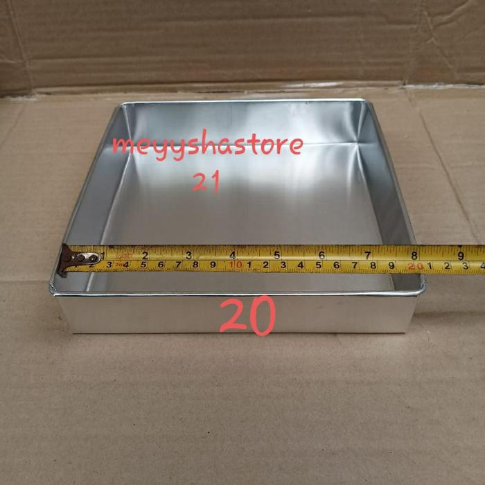 Gambar loyang kue kotak almunium tinggi 4 cm diameter 20 cm dari meyyshastore21 Kab.Ciamis Tokopedia