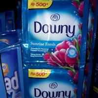 Gambar Downy Pelembut dan Pewangi Pakaian Sunrise Fresh Renceng 12 Sachet dari Ferozqu Store Kota Bandar Lampung 1 Tokopedia