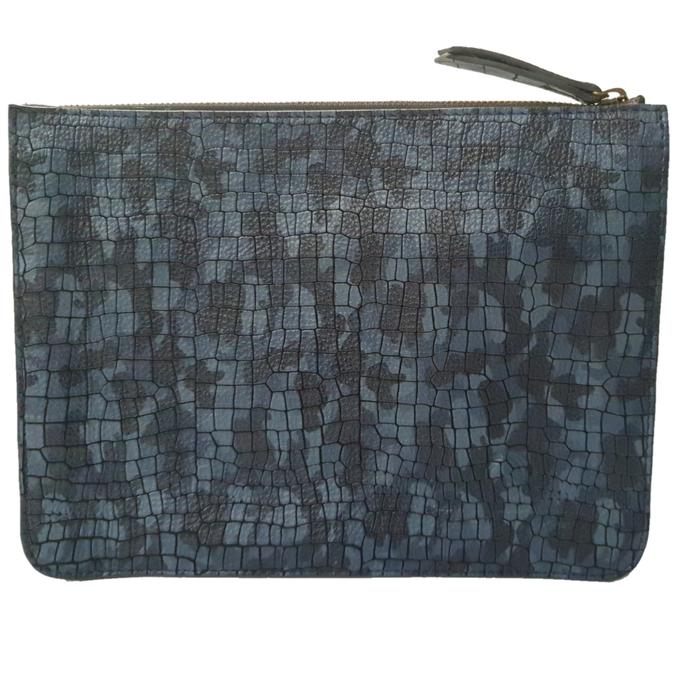 Gambar Tas / Handbag / Clutch Kulit Asli Newlight - Cenderawasih Camo Blue dari Newlight Apparel Kota Bandung Tokopedia