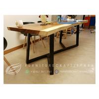 Gambar MEJA TREMBESI 2 METER SOLID / MEJA MAKAN INDUSTRIAL 200 x 85 x 75 cm dari Furniturecraftjepara Kab. Jepara 2 Tokopedia