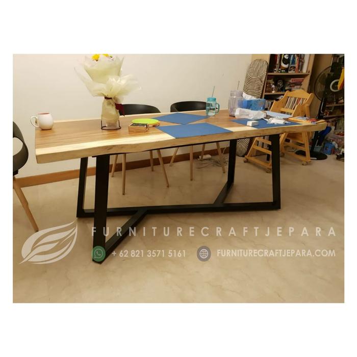 Gambar MEJA TREMBESI 2 METER SOLID / MEJA MAKAN INDUSTRIAL 200 x 85 x 75 cm dari Furniturecraftjepara Kab. Jepara Tokopedia