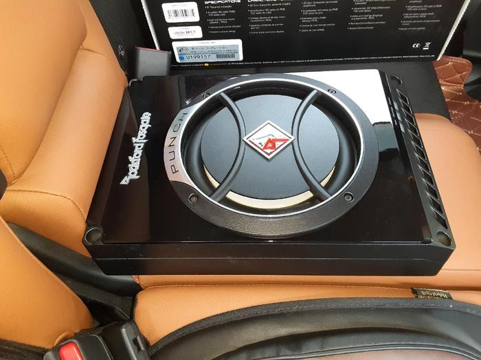 Gambar Rockford Fosgate JPS 100 8 (subwoofer active under seat 8 inch) dari Mobilixir Jakarta Barat Tokopedia