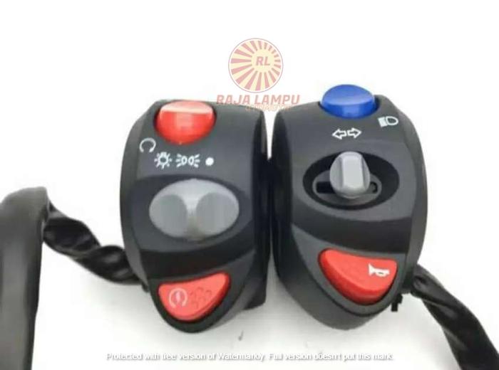 Gambar SAKLAR HOLDER DOMINO THAILOOK SET KIRI KANAN UNIVERSAL SEMUA MOTOR dari rajalampuotomotif Kota Administrasi Jakarta Barat Tokopedia