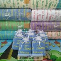 Gambar Souvenir Handuk Anjoly Bordir Custom, Menyerap Air Ukuran 30 X 70 CM dari Adun Bordir Kota Tasikmalaya 3 Tokopedia