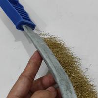 Gambar Sikat kawat Besi kaku gagang plastik dari dramashop. Kota Administrasi Jakarta Timur 5 Tokopedia