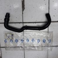 Gambar selang radiator bawah peugeot 306n3/n5 dibwh thn 2000 mrk sasic dari Ratu-Motor Kota Administrasi Jakarta Pusat 1 Tokopedia