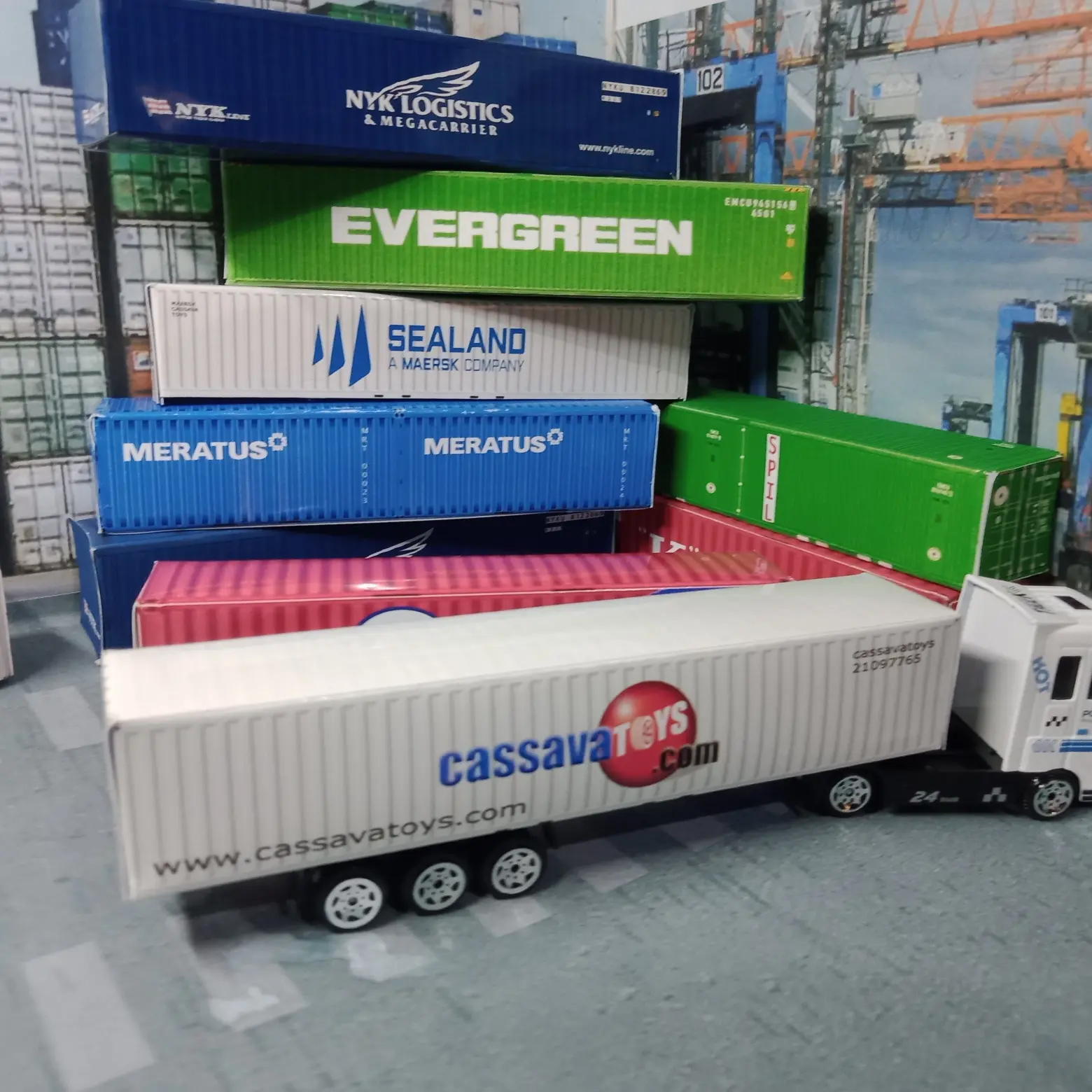 Diecast Papercraft kontainer plug and play container cover