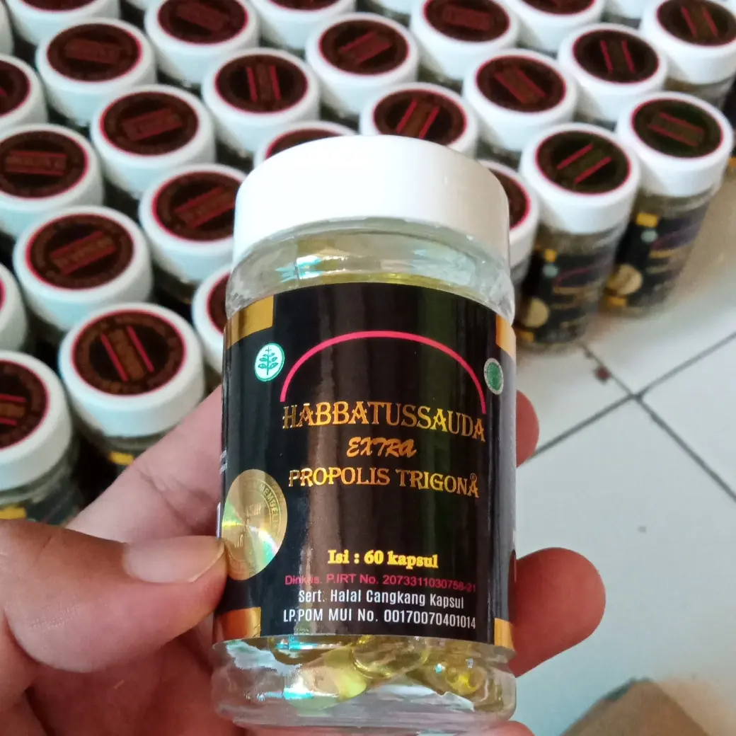 Habbatussauda Extra Propolis Trigona UMS isi 60 kapsul