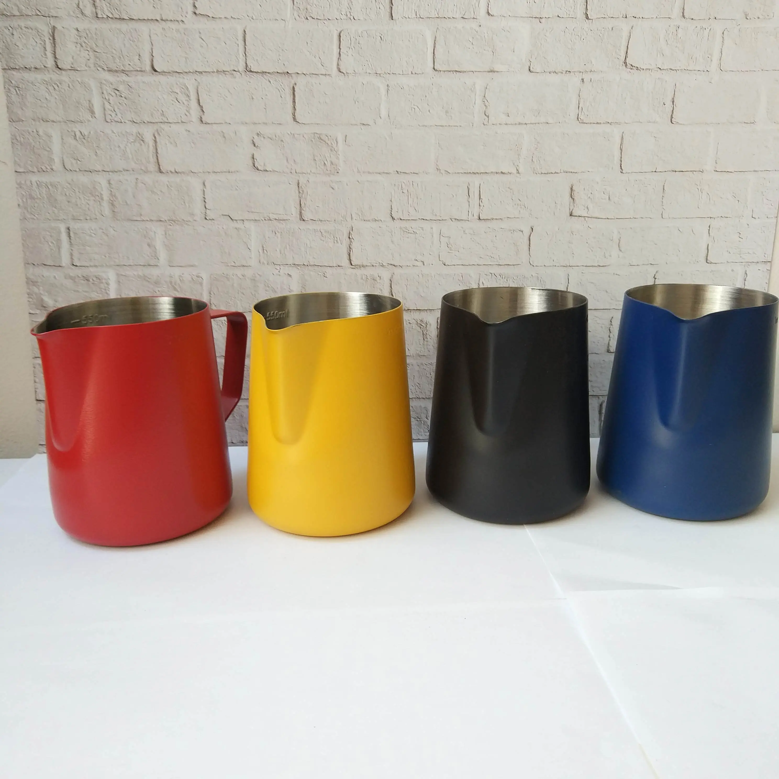 Milk Jug Stainles Steel Warna Kopi Susu Barista 600ml MJ600