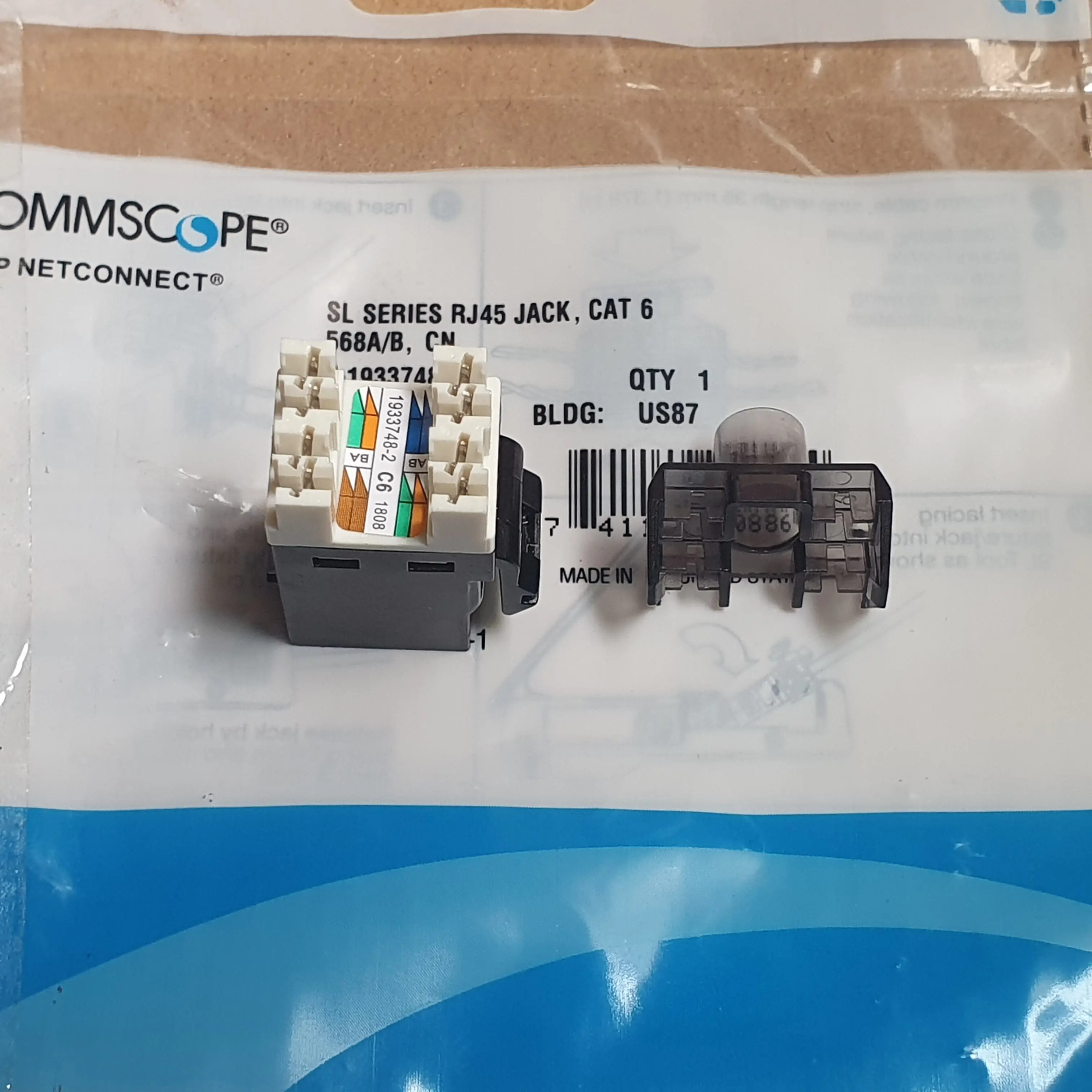 Modular jack cat 6 AMP commscope Hitam