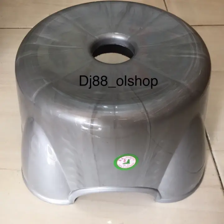 Bangku Jongkok (T) Plastik 95 Kg Silver