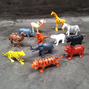 MAINAN MINIATUR HEWAN KARET KECIL