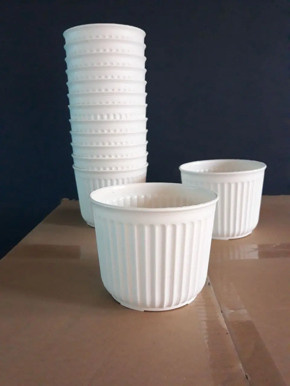 POT BUNGA LANTAI /pot kw tawon / pot tanaman