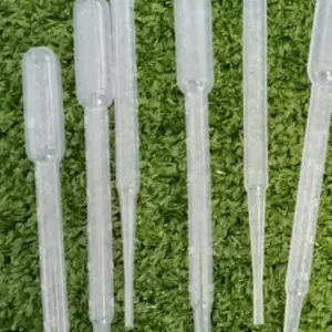 pipet plastik pakan kutir, artemia, sifon jentik di burayak cupang