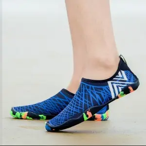 sepatu snorkeling untuk pantai,batukarang kualitas premium bermotif