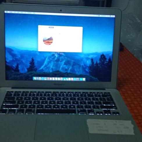 Gambar SALE.. MAC AIR 13 IN 2013..RAM 8GB..SSD 256..CORE I5.MULUSS dari centurycomputer Kota Administrasi Jakarta Barat Tokopedia