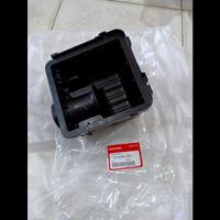 Gambar Cover Filter Turup Rumah Filter Udara Mobilio Dan Brio 2014-2023 Original dari Pjhonda Kota Administrasi Jakarta Utara 2 Tokopedia