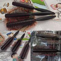 Gambar Sisir Blow Salon Gagang Hitam Impor Murah / Sisir Rambut / Sisir Premi dari its Tumbuh Berkah Kota Administrasi Jakarta Pusat 4 Tokopedia