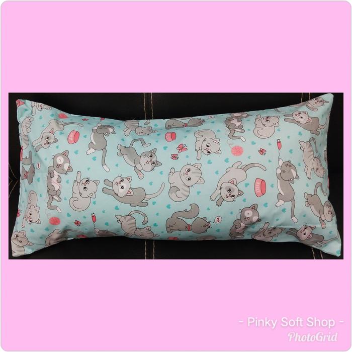 Gambar sarung bantal cinta imut. mini. 30x60. sarung bantal sofa dari Pinky soft shop Kab. Bekasi Tokopedia