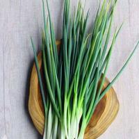 Gambar Daun bawang segar 500gr Bersih Buang Akar dari Aneka Sayuran Segar Kota Administrasi Jakarta Utara 2 Tokopedia
