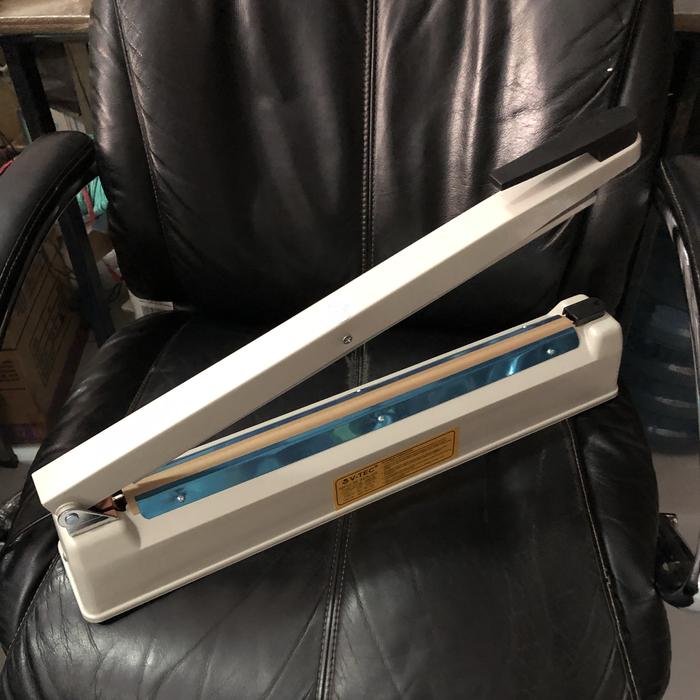 Gambar Mesin sealer plastik 40 cm merk vtec body besi metal dari Plastik bukit mas Kota Bandung Tokopedia