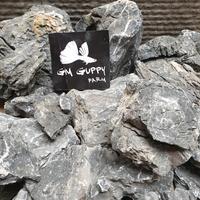 Gambar Batu Seiryu Black Grade A -+ Uk 10-18cm (Per Kg) - Hardscape Aquascape dari GM Guppy Farm Kab. Bekasi 3 Tokopedia