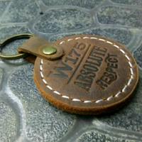 Gambar gantungan kunci kulit kawasaki w175 aksesoris motor kawasaki dari Marto Racing Kab. Bandung 2 Tokopedia