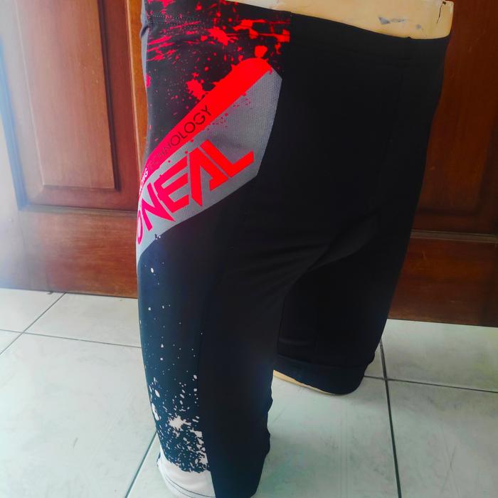 Gambar CELANA SEPEDA PADING HITAM MERAH dari AXEL SHOP OFFICIAL Kota Administrasi Jakarta Pusat Tokopedia