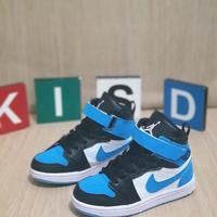 Gambar sepatu anak Nike Jordan Cowok Cewek Biru hitam Size 24-35 dari MrMirrorStore Jakarta Selatan 4 Tokopedia