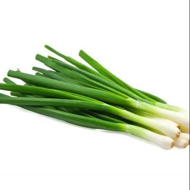 Gambar Daun bawang segar 500gr Bersih Buang Akar dari Aneka Sayuran Segar Kota Administrasi Jakarta Utara Tokopedia