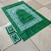 Gambar Sajadah Kompas Travel Pocket Prayer Mat Souvenir Ibadah Umroh Haji dari tokyo hnt plaza Jakarta Utara 2 Tokopedia